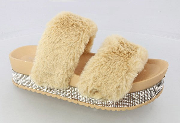 Thick sole fluffy slippersKristen-11-TG-00